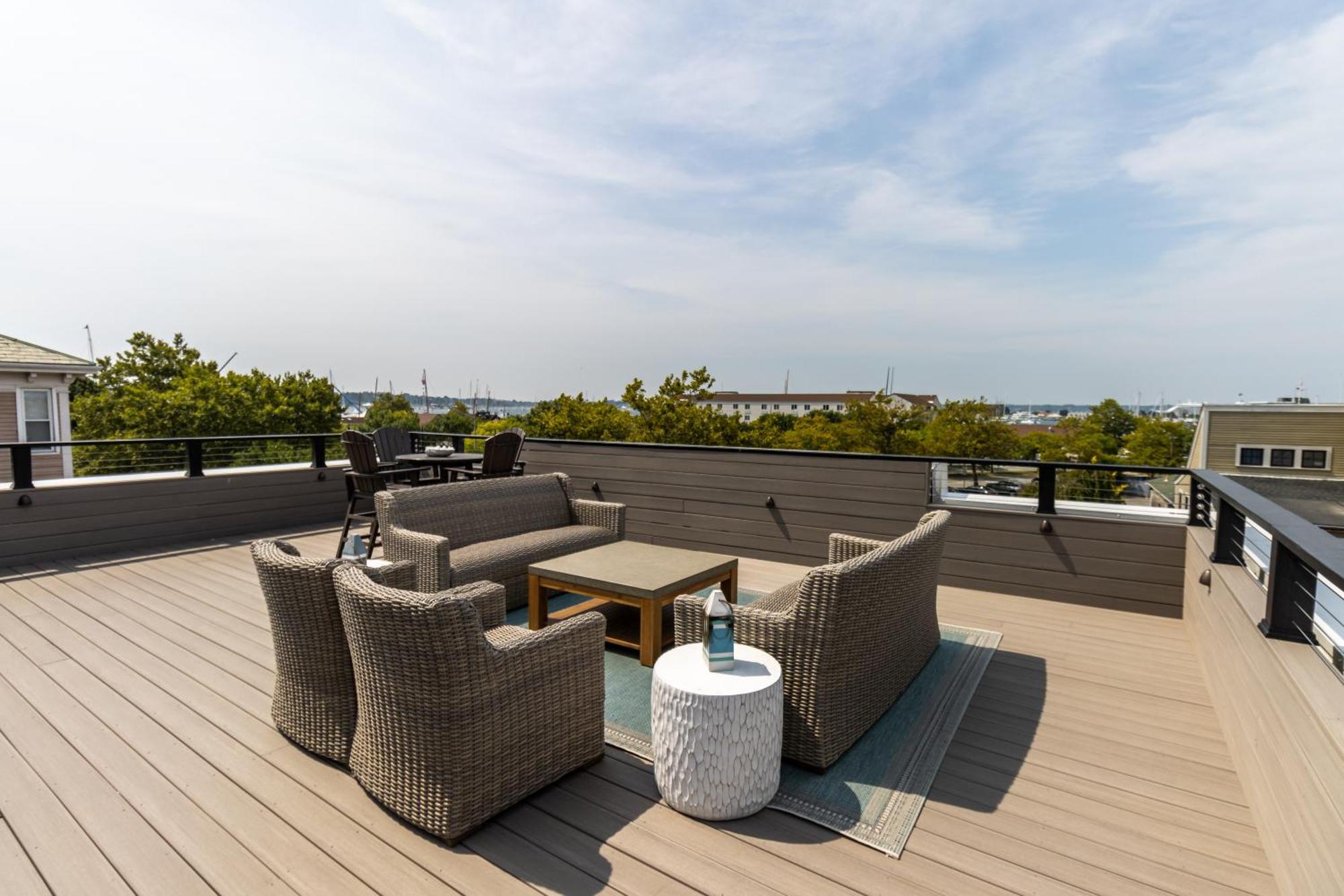 The Newport Lofts - 194 Thames Street Apartment Exterior photo